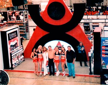 activaciones y promociones display